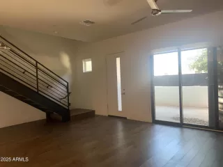 Photo #2: 6901460 Listing 