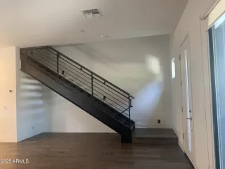 Photo #5: 6901460 Listing 