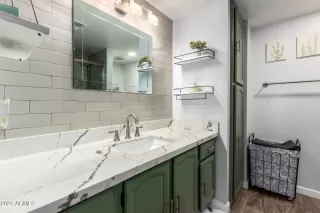 Photo #1: 6901476 Listing