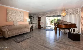 Photo #1: 6901487 Listing