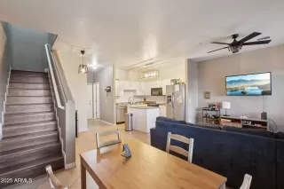 Photo #3: 6901594 Listing 