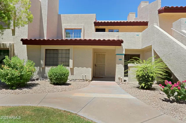 MLS: 6901606 Condo For Sale