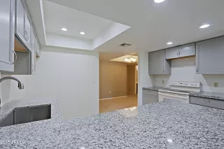 Photo #6: 6901606 Listing 