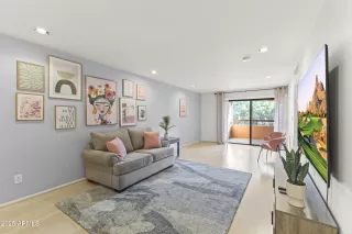 Photo #2: 6901614 Listing 