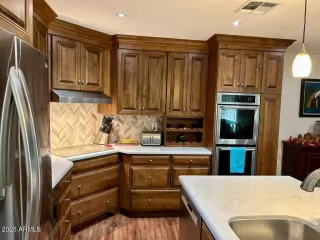 Photo #3: 6901625 Listing