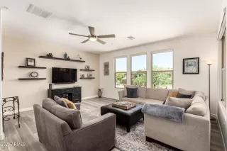 Photo #1: 6901985 Listing