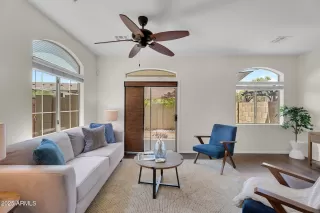 Photo #3: 6902094 Listing