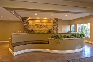 Photo #3: 6902270 Listing 