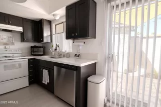 Photo #4: 6902280 Listing 