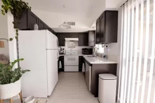 Photo #5: 6902280 Listing 