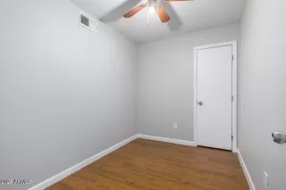 Photo #6: 6902370 Listing 