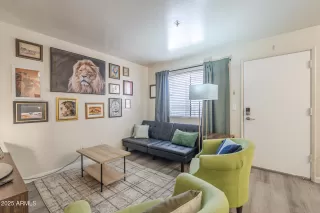 Photo #2: 6902450 Listing