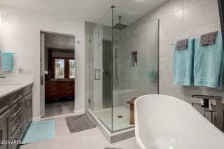 Photo #4: 6902568 Listing 