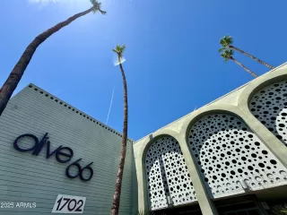 Photo #1: 6902670 Listing 