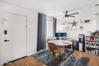 Photo #5: 6902670 Listing 