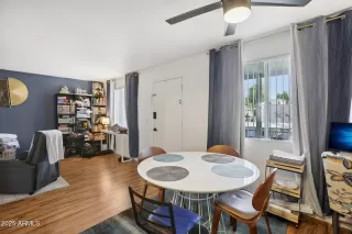 Photo #6: 6902670 Listing 