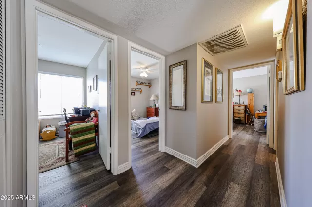 MLS: 6902681 Condo For Sale