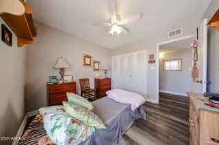 Photo #3: 6902681 Listing 