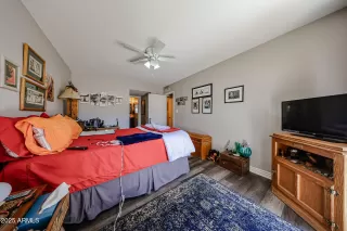 Photo #6: 6902681 Listing 