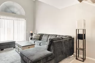 Photo #6: 6902695 Listing 