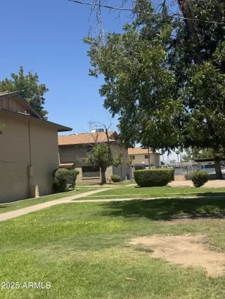 Photo #2: 6902753 Listing 