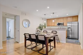 Photo #6: 6902842 Listing