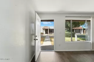 Photo #1: 6902931 Listing 