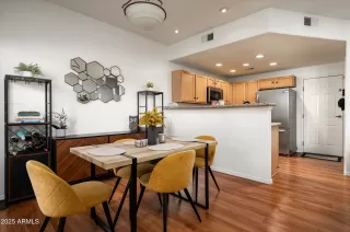 More Details about MLS # 6902984 : 3150 E BEARDSLEY ROAD#1032