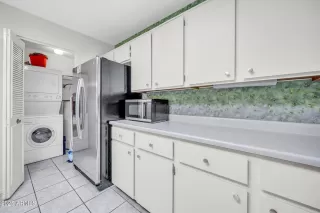 Photo #6: 6903029 Listing 