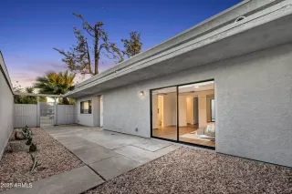 Photo #3: 6903183 Listing