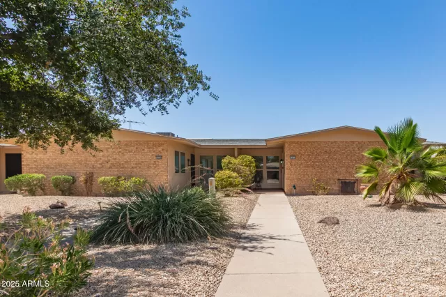 MLS: 6903228 Condo For Sale