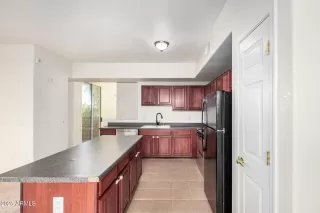 Photo #6: 6903234 Listing 