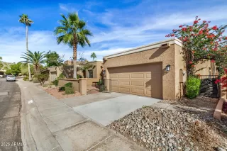 Photo #3: 6903402 Listing 