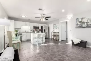 Photo #2: 6903445 Listing