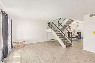 Photo #3: 6903458 Listing 