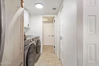 Photo #6: 6903458 Listing 