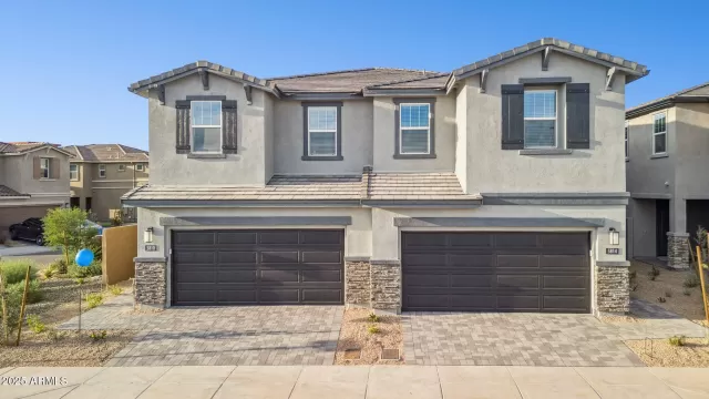 MLS: 6903857 Condo For Sale