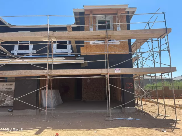 MLS: 6903896 Condo For Sale