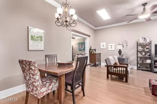 Photo #6: 6903902 Listing