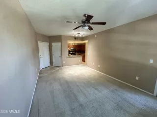 Photo #3: 6904009 Listing