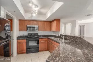 Photo #3: 6904294 Listing 