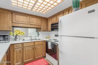 Photo #3: 6904309 Listing 