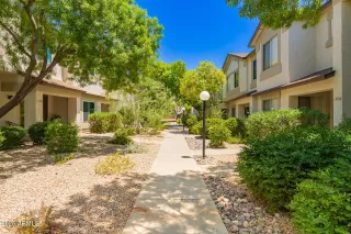 Photo #6: 6904313 Listing 