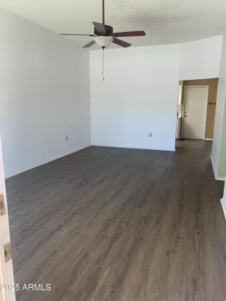 Photo #2: 6904319 Listing 