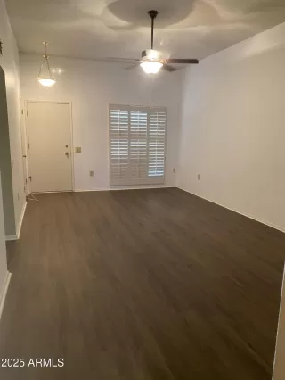 Photo #4: 6904319 Listing 