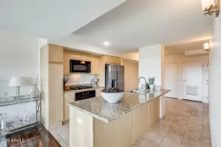 Photo #1: 6904388 Listing 