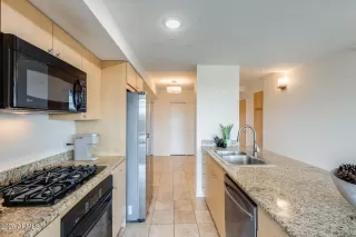 Photo #3: 6904388 Listing 