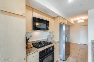 Photo #4: 6904388 Listing 