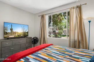 Photo #3: 6904403 Listing 