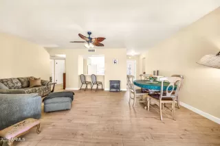 Photo #3: 6904526 Listing